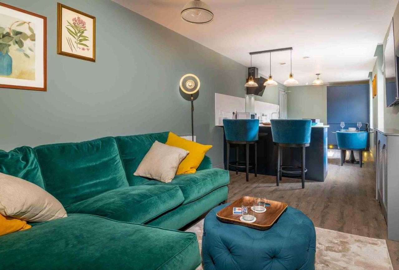 Stylish Modern 1 Bedroom, City Centre Bath Exterior photo